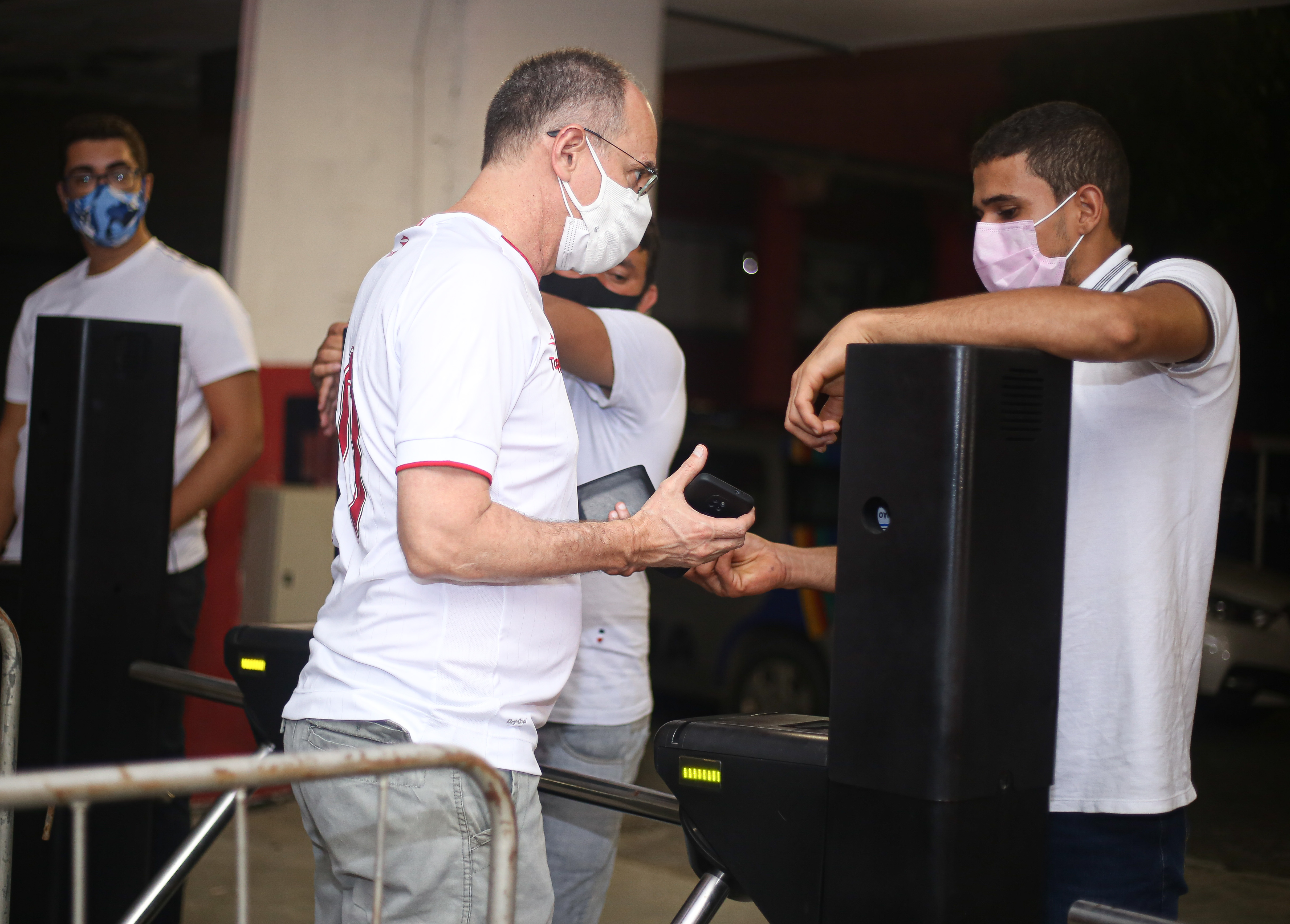 Pernambuco amplia público nos estádios de futebol para até 15% da capacidade
