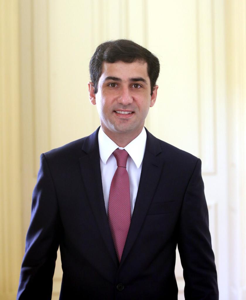 Claudiano Martins Filho.