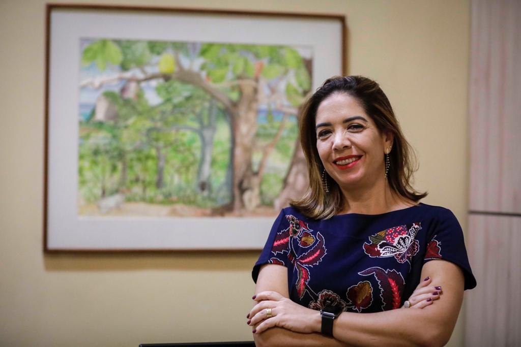 Ana Elisa Sobreira Gadelha.